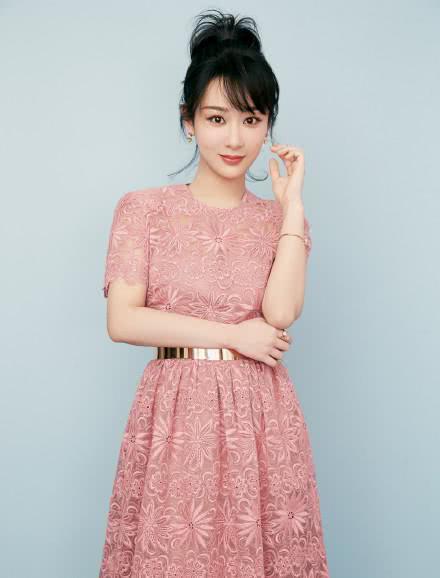 杨紫疫情最新爆料,勇敢面对，共克时艰”